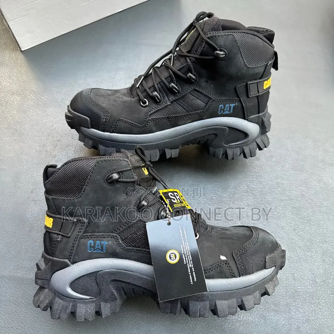 Cat Premium Outdoor Sneakers