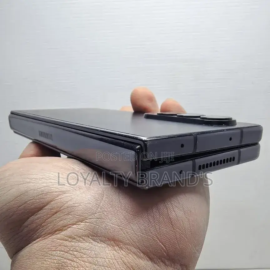 New Samsung Galaxy Z Fold4 512 GB Black