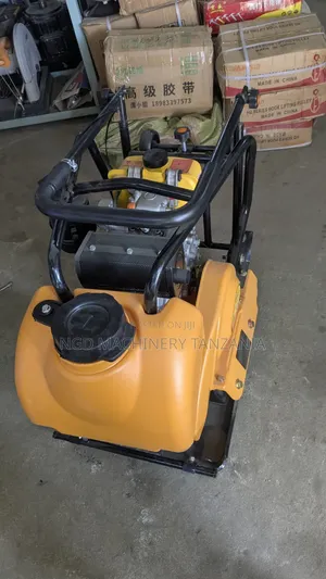 Diesel Plate Compactor