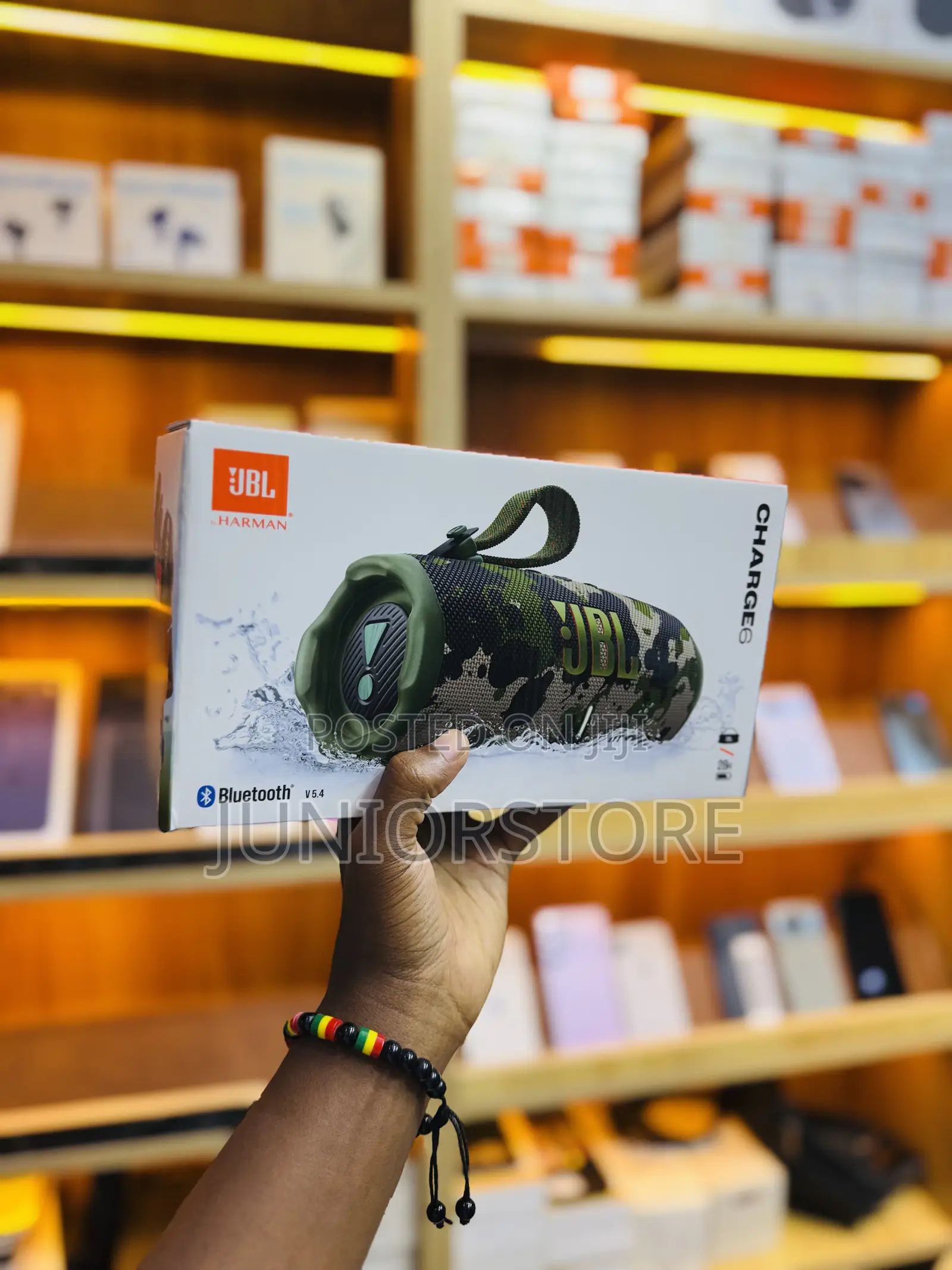 JBL Charge6