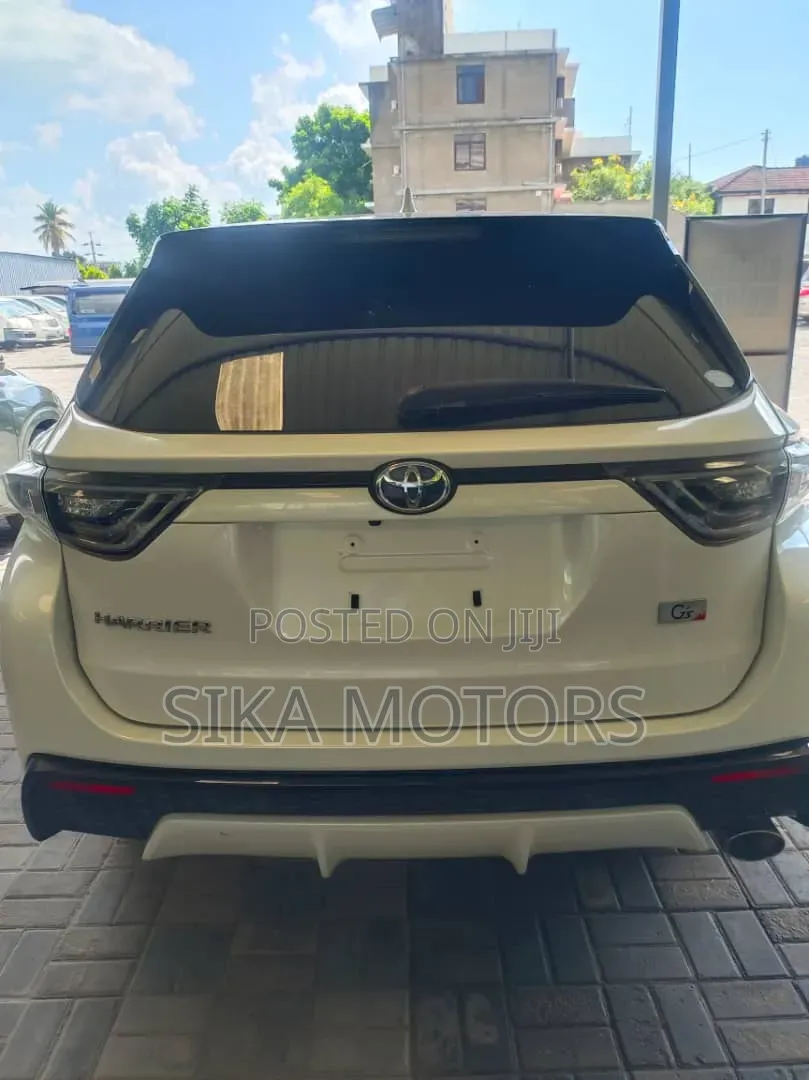 Toyota Harrier 2016 White