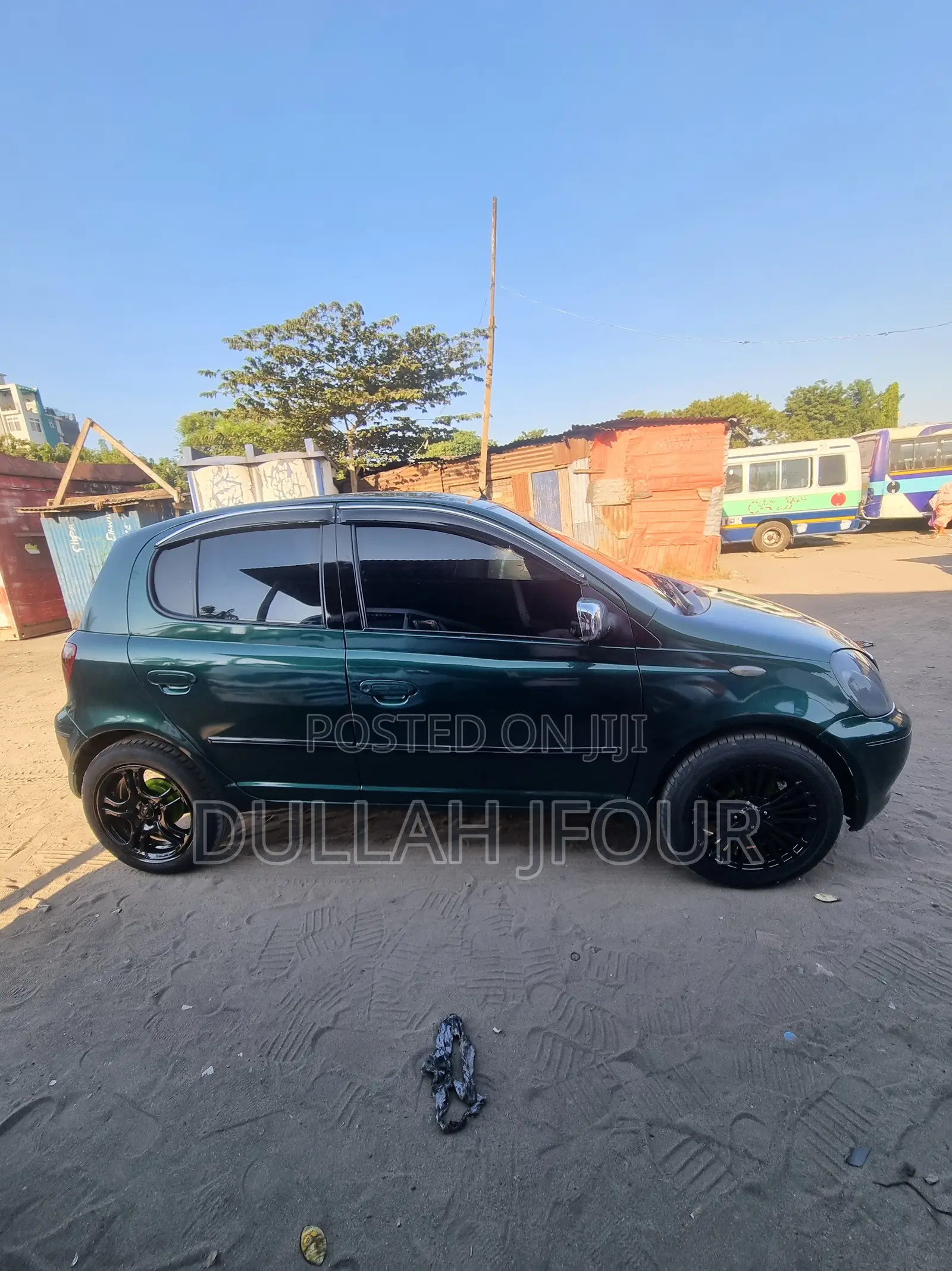 Toyota Vitz 2003 Green