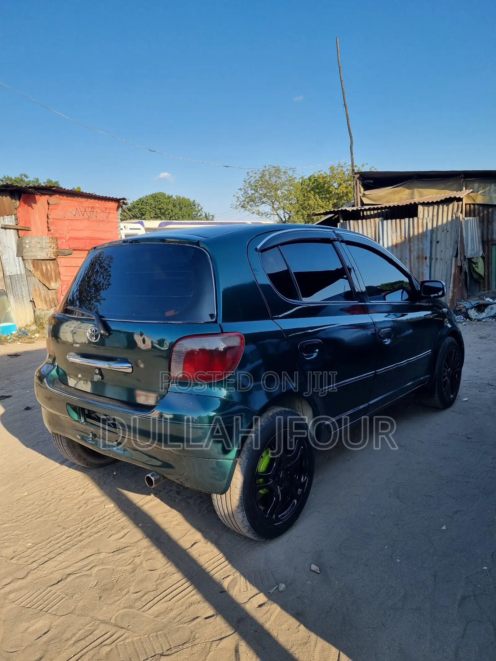 Toyota Vitz 2003 Green