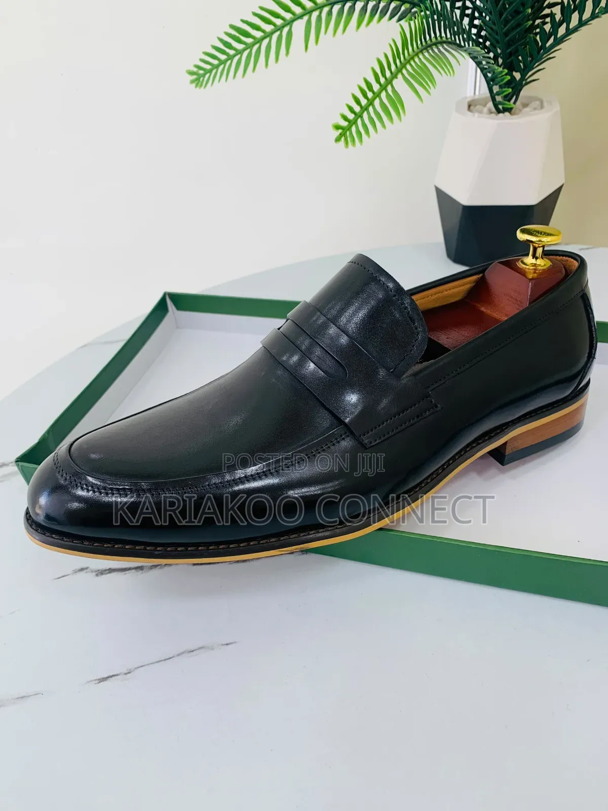 Shoes Clarks on Fire