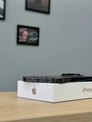 New Apple iPhone 16 Pro Max 256 GB Black
