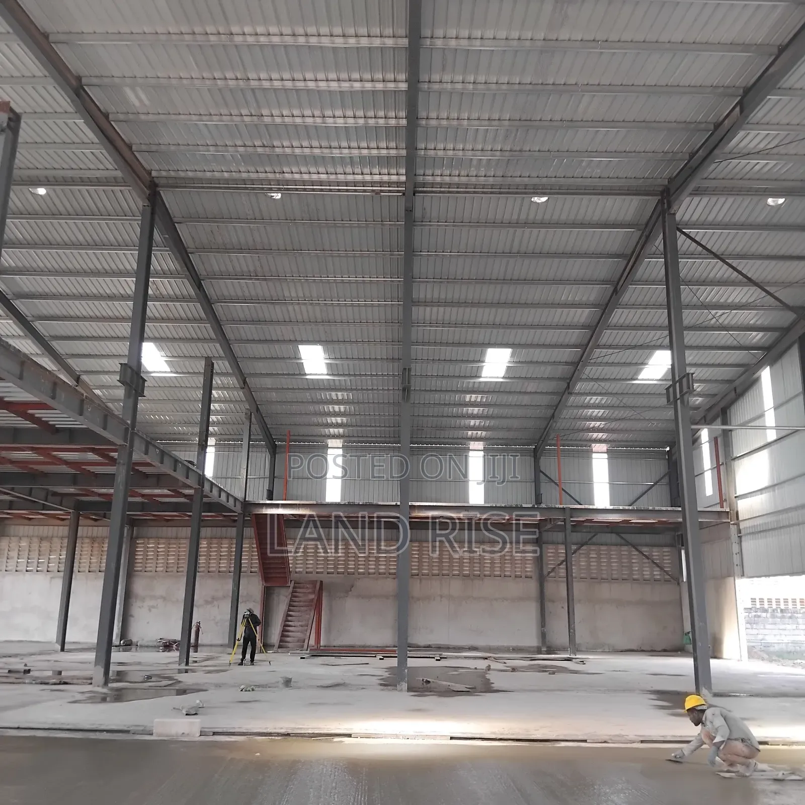 Showroom and Warehouse Nyerere Rd