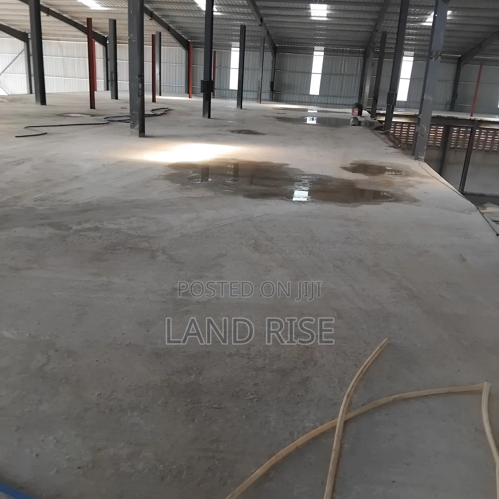 Showroom and Warehouse Nyerere Rd
