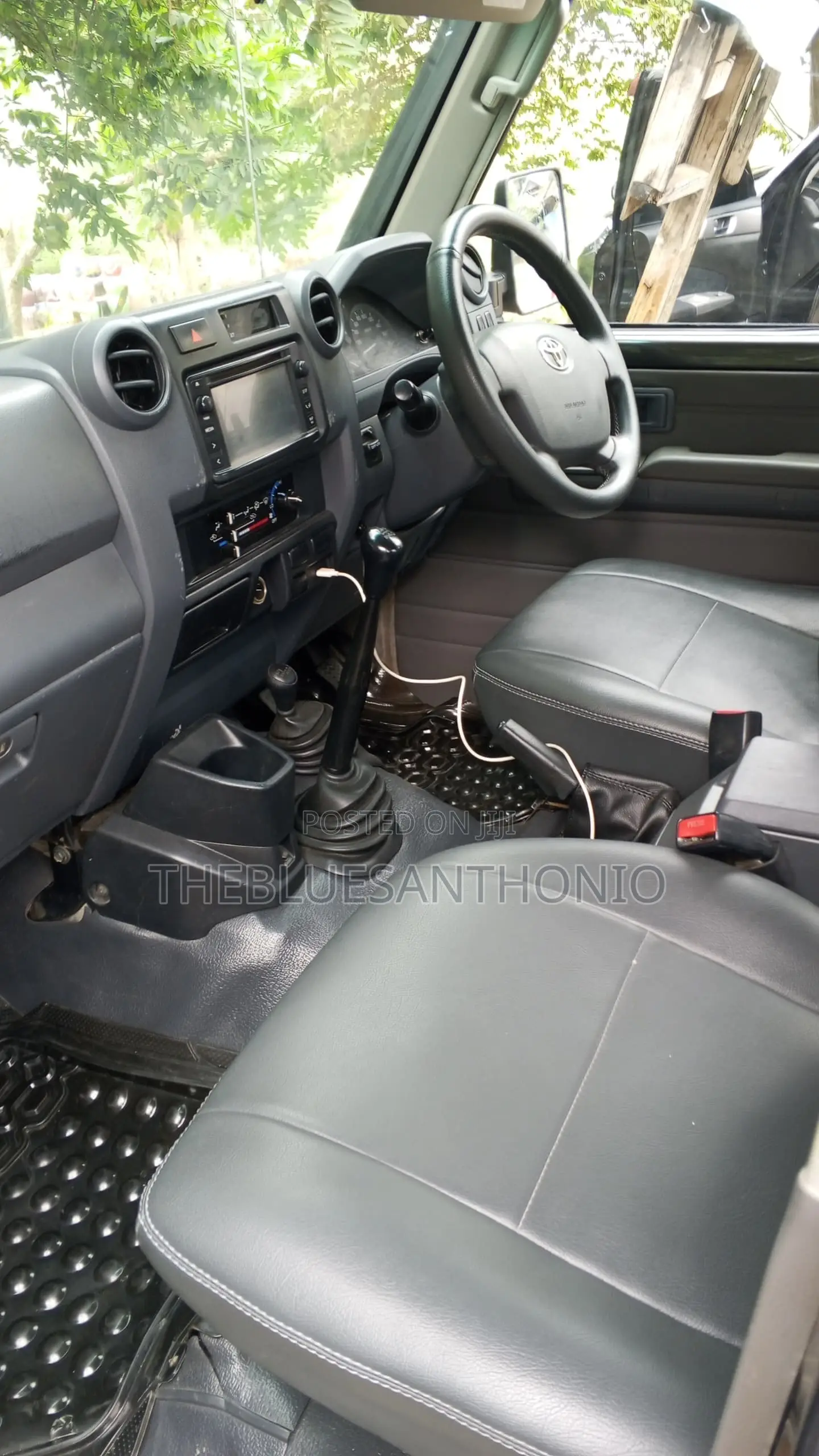 Toyota Land Cruiser 2022 Gray