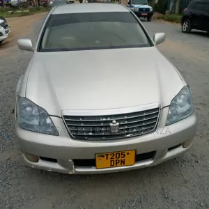 Toyota Crown 2004 Silver
