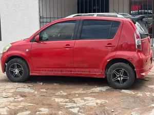 Toyota Passo 2005 Red
