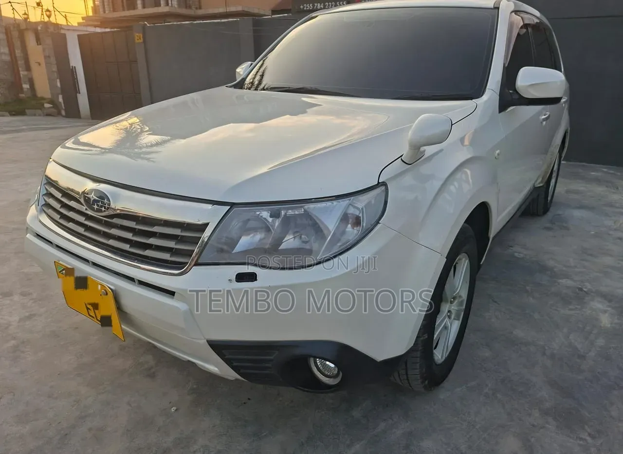 Subaru Forester 2009 White