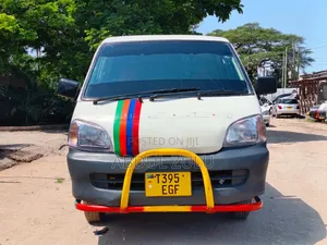 Toyota TownAce 2001 White