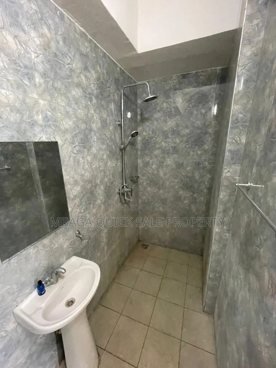Furnished 4bdrm Apartment in Upanga West for rent