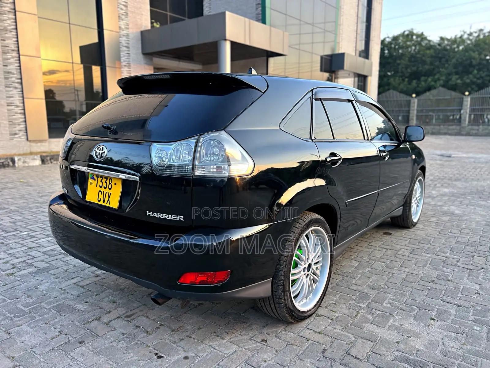 Toyota Harrier 2004 Black