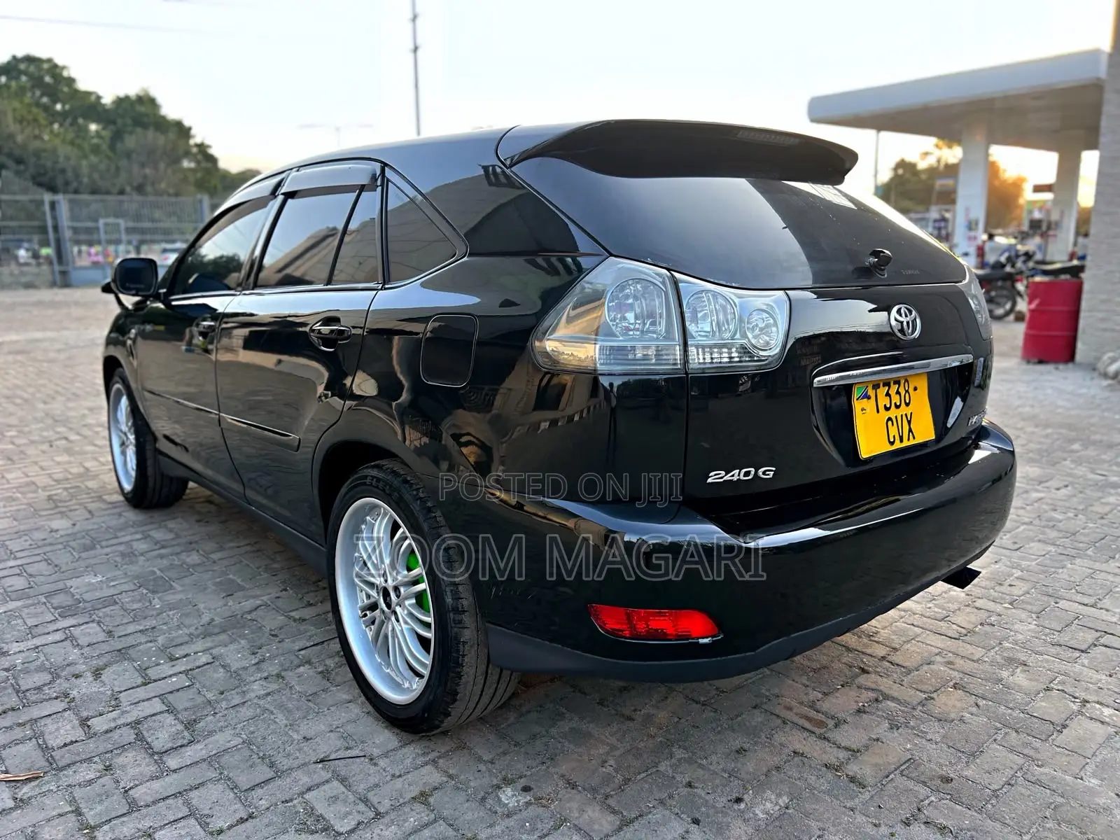 Toyota Harrier 2004 Black