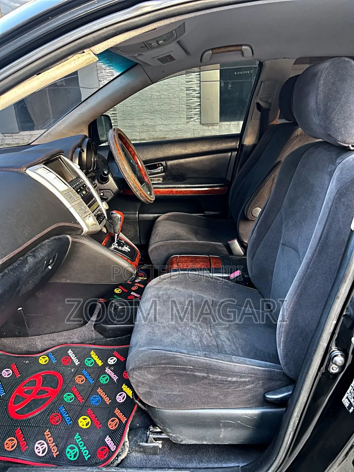 Toyota Harrier 2004 Black