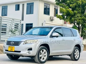 Toyota Vanguard 2019 Silver