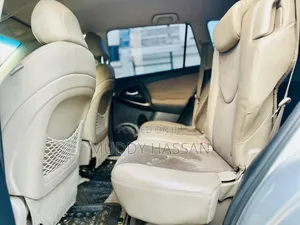 Toyota Vanguard 2019 Silver