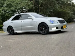 Toyota Crown 2006 Silver