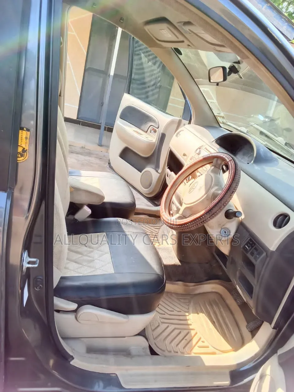 Toyota Sienta 2005 Gray