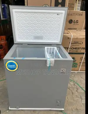 Midea Chest Freezer 200l