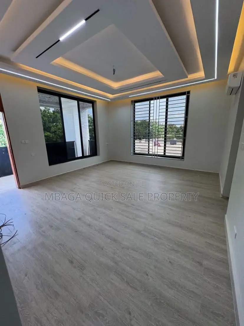 6bdrm House in Mbweni Jkt for sale