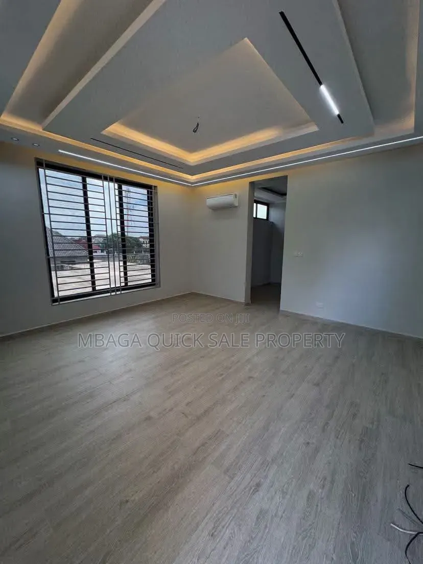 6bdrm House in Mbweni Jkt for sale