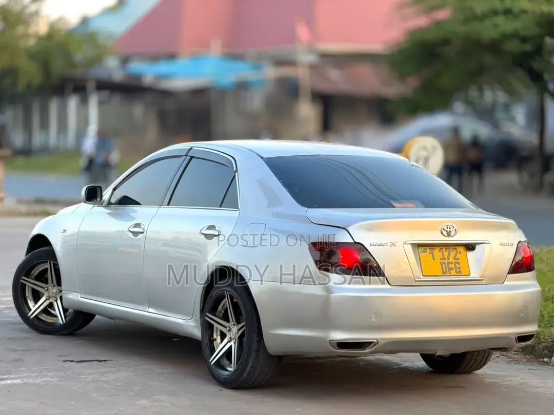 Toyota Mark X 2005 Silver