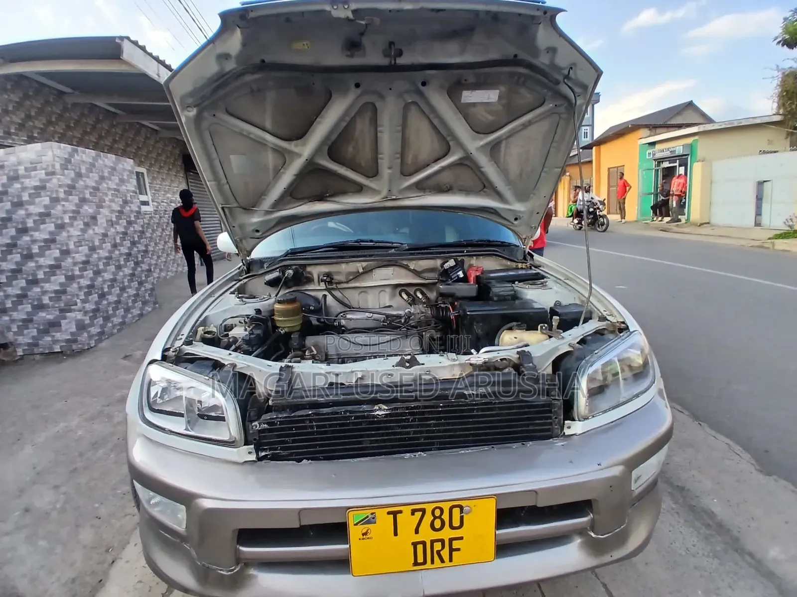 Toyota RAV4 1999 Silver