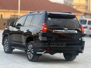 Toyota Land Cruiser Prado 2.7 2023 Black