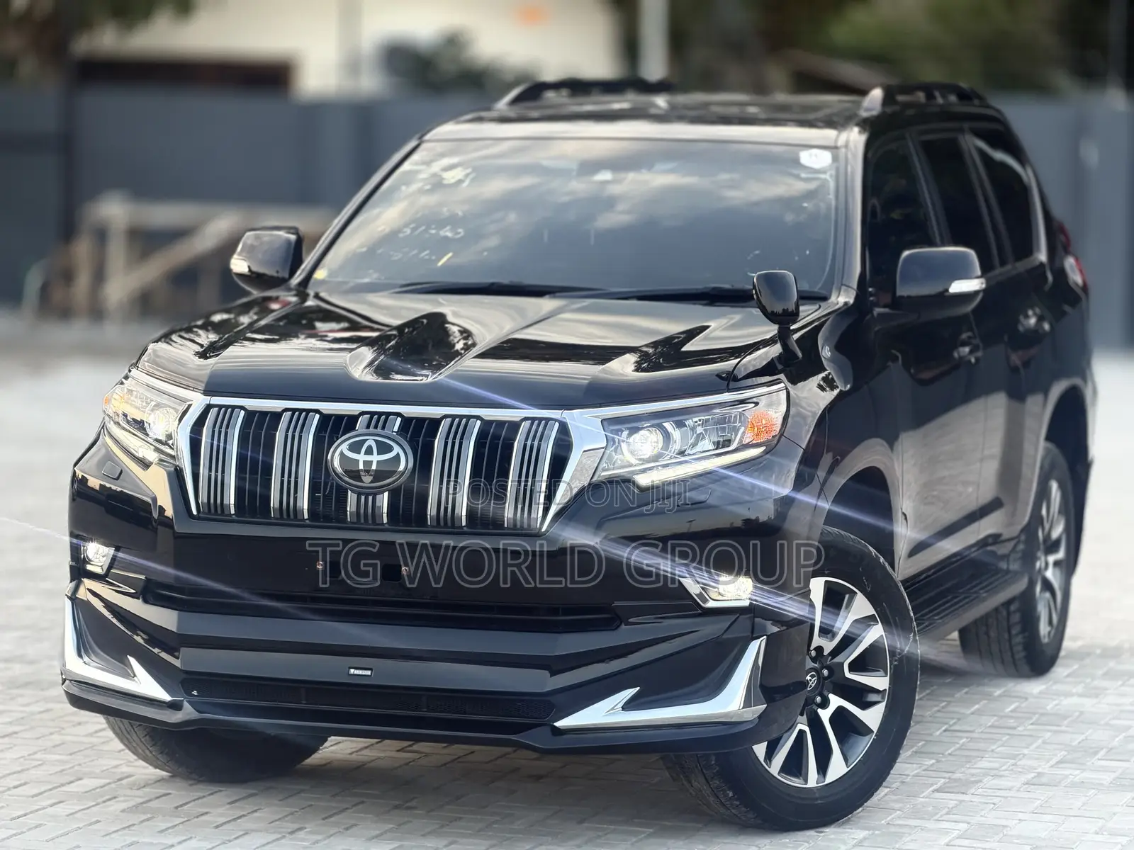 Toyota Land Cruiser Prado 2.7 2023 Black