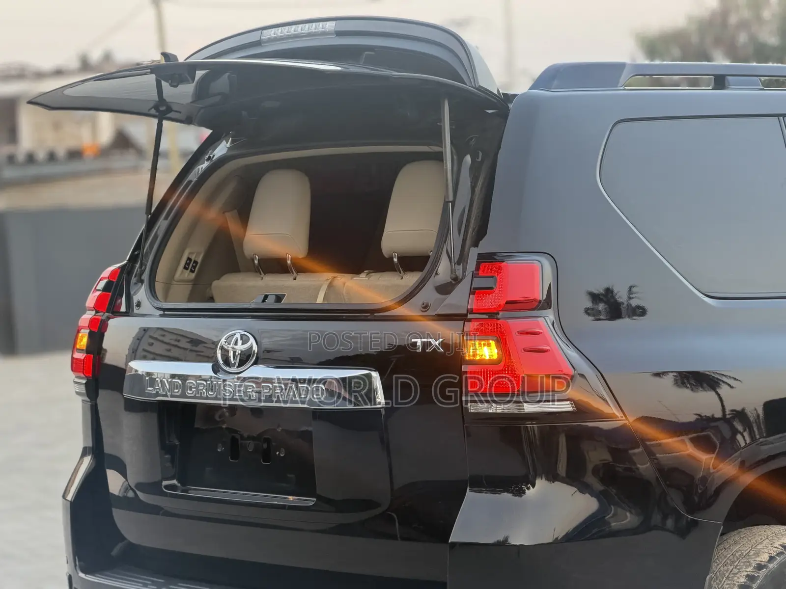 Toyota Land Cruiser Prado 2.7 2023 Black