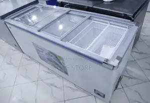 *Snow Sea Showcase Freezer Litre 600