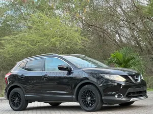 Nissan Qashqai 2015 Black