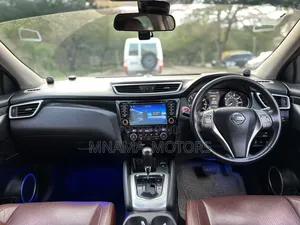 Nissan Qashqai 2015 Black