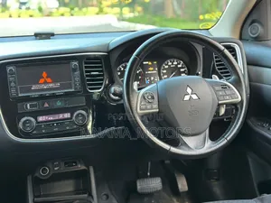Mitsubishi Outlander 2013 Black