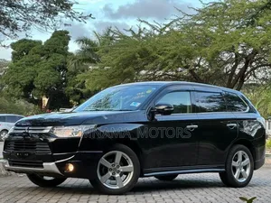 Mitsubishi Outlander 2013 Black