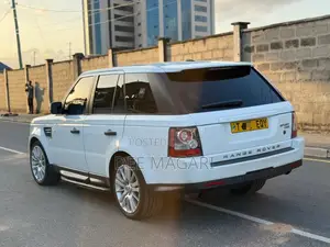 Land Rover Range Rover Sport 2011 White