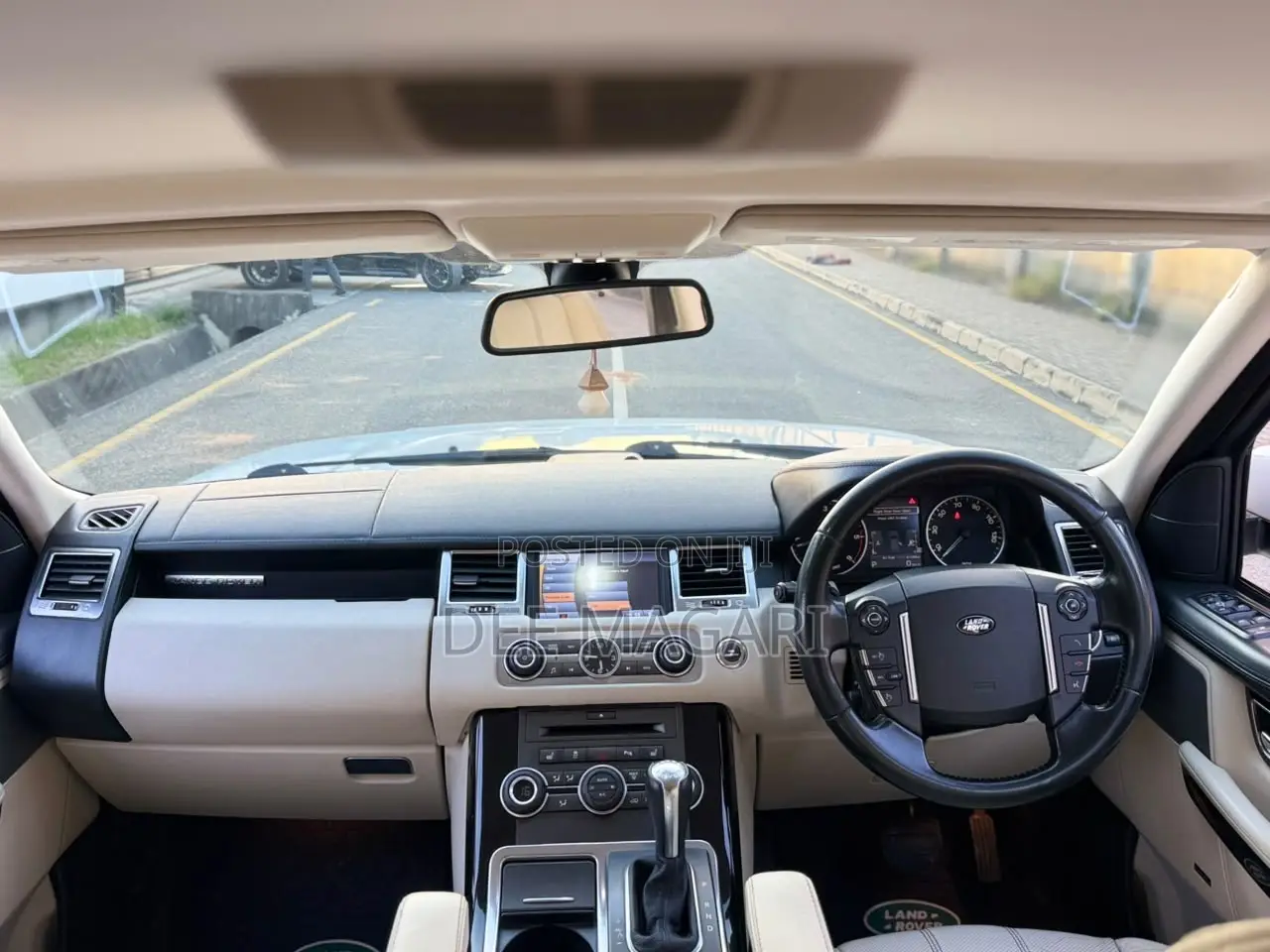 Land Rover Range Rover Sport 2011 White