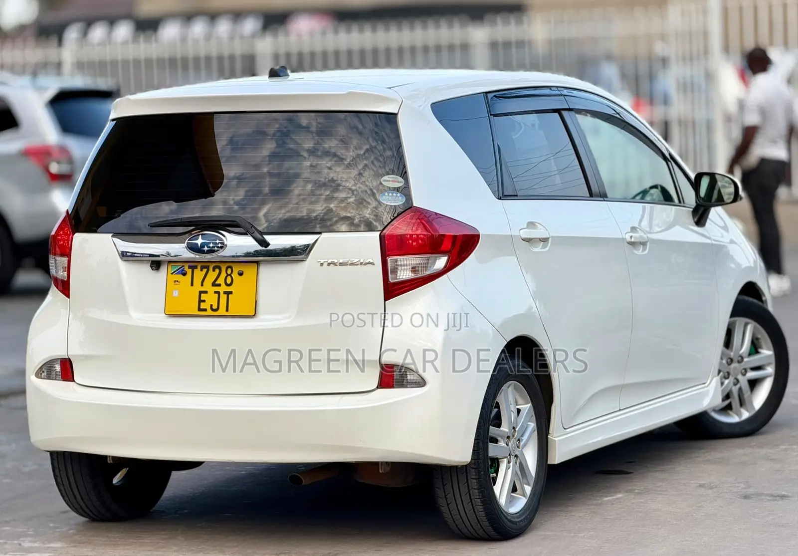 Subaru Trezia 2014 White