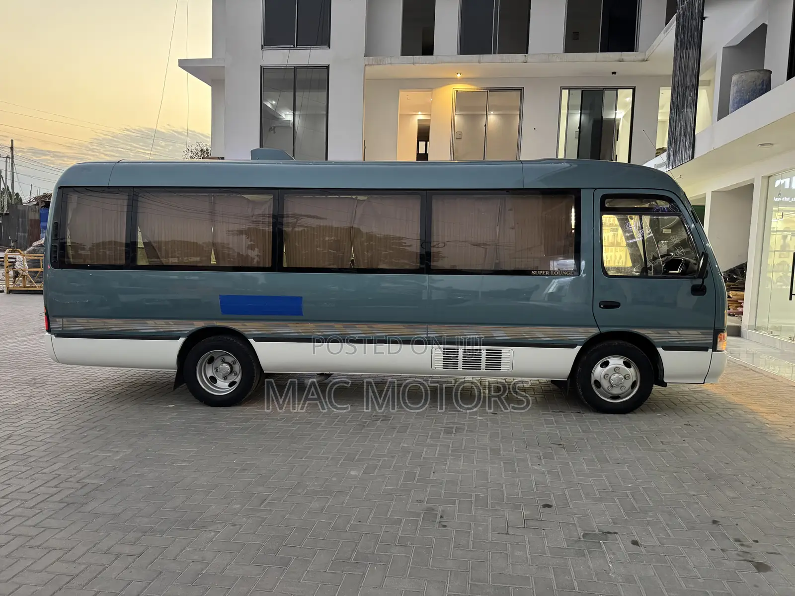 Toyota Coaster 1998 Green