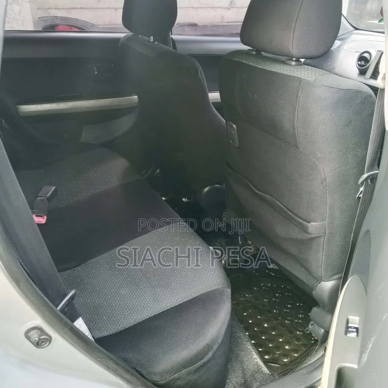 Toyota IST 2005 Silver