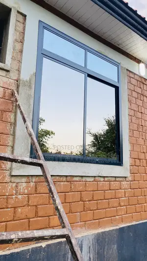 Dirisha La Aluminium Lenye Muonekano Mzuri Na Kii Imala