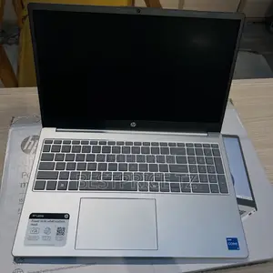 New Laptop HP 15-f272wm 8GB AMD Ryzen 5 SSD 1T