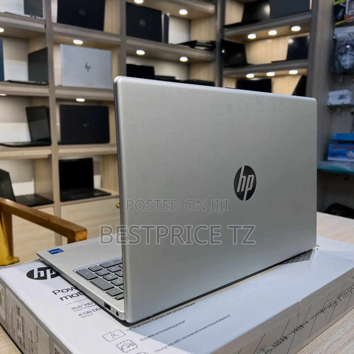 New Laptop HP 15-f272wm 8GB AMD Ryzen 5 SSD 1T