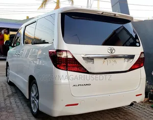 Toyota Alphard 2009 Ivory