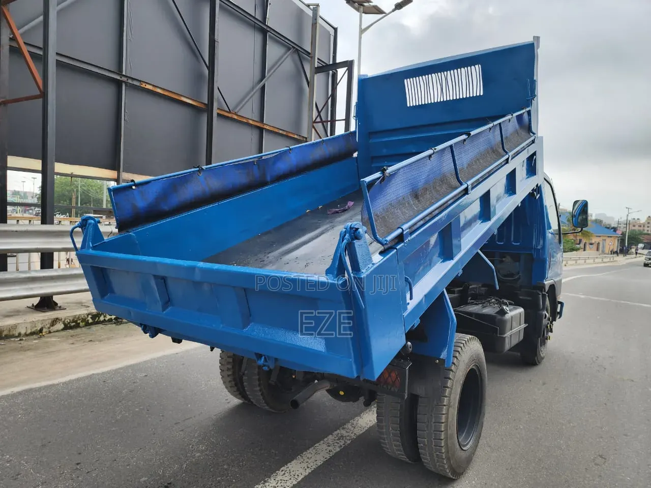 Mitsubishi Canter Tipper – Milion 66 Pamoja Na Usajili