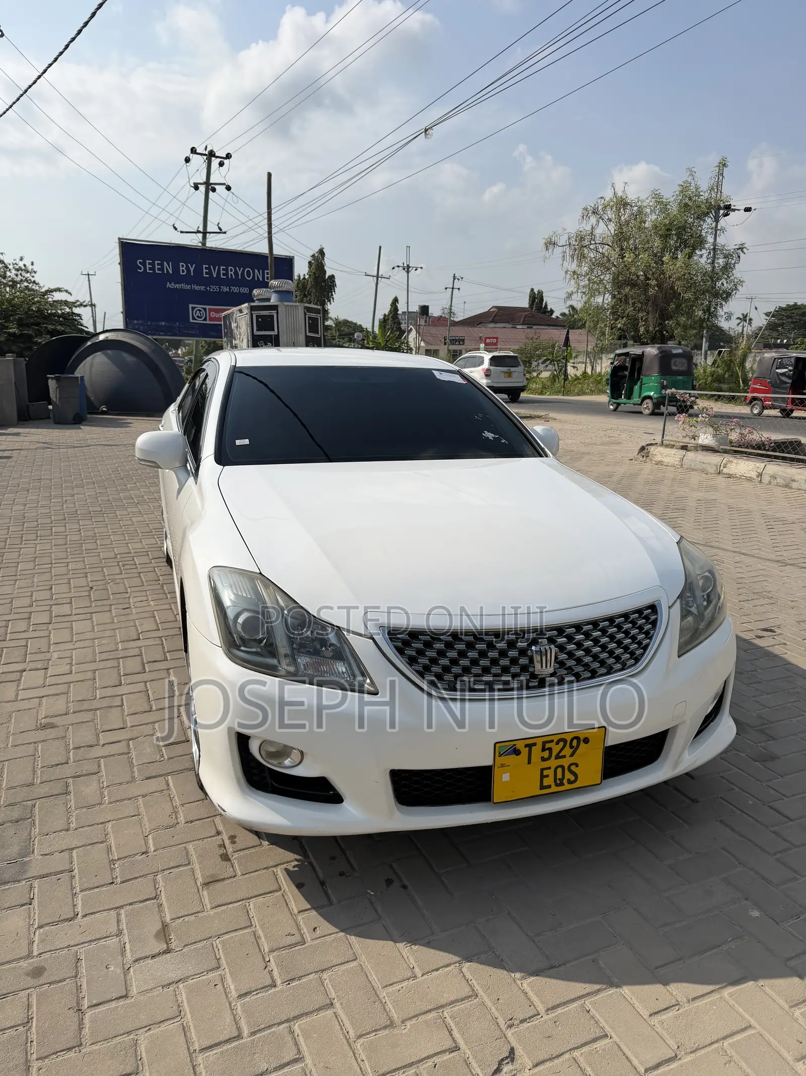 Toyota Crown 2008 White