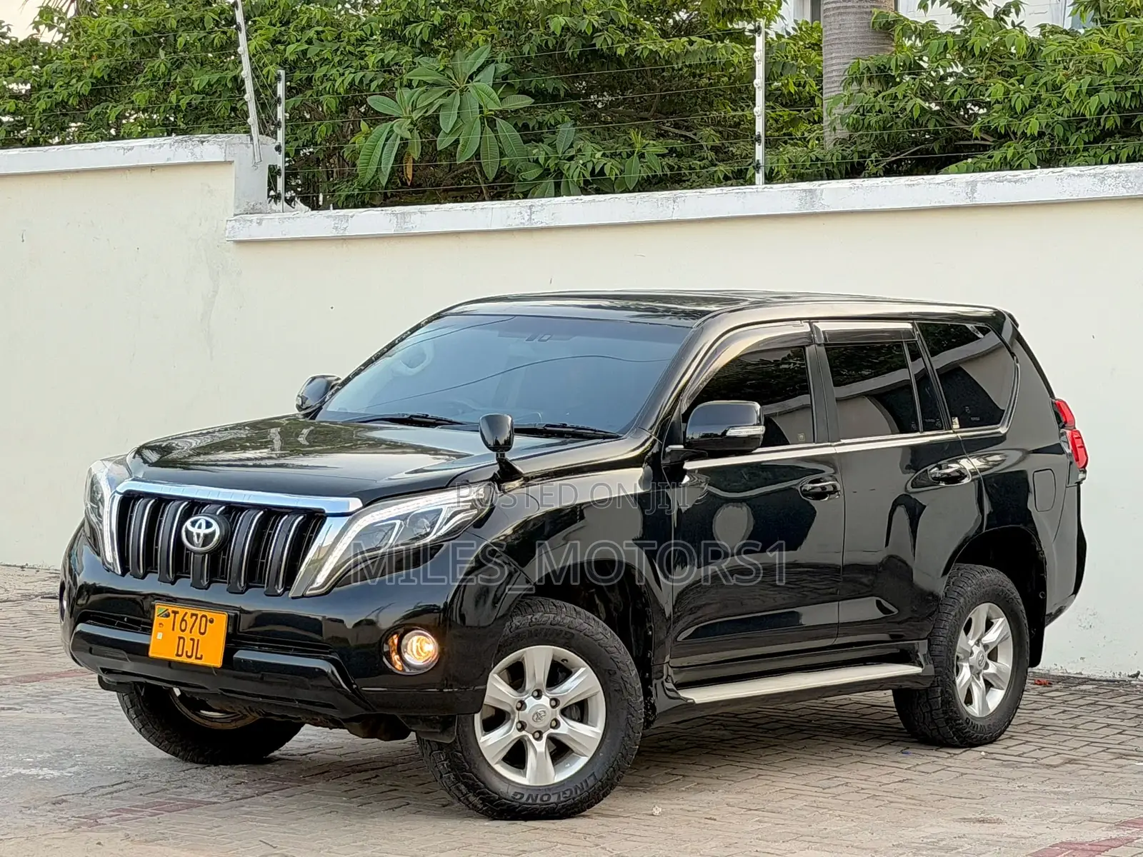 Toyota Land Cruiser Prado 2014 Black