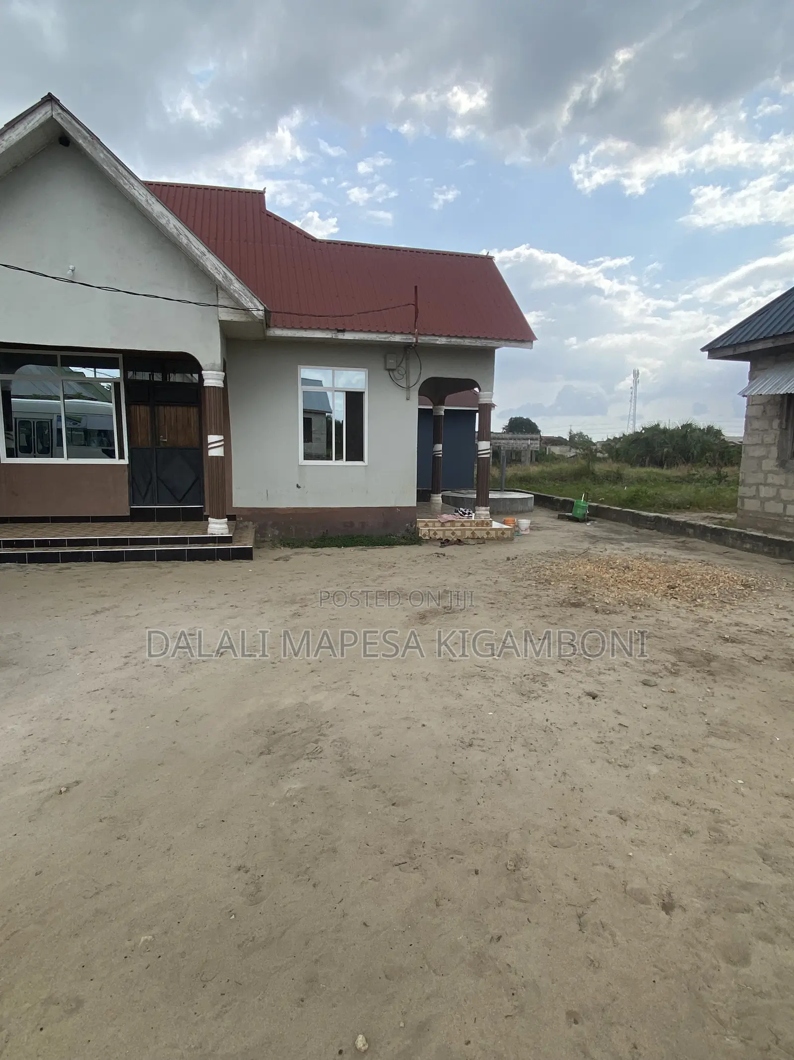 3bdrm House in Mwembe Mdogo Kona Ya, Kigamboni for sale